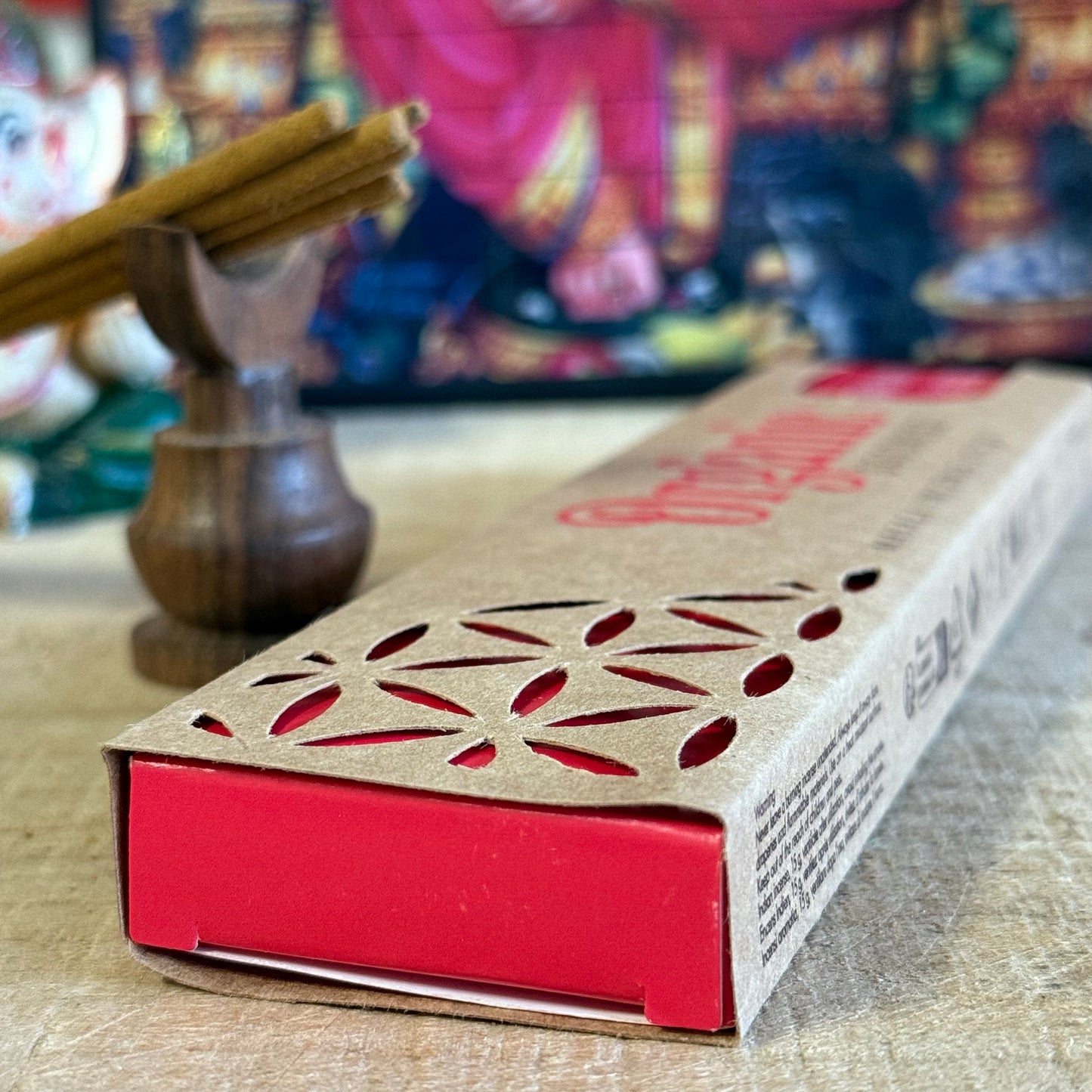 Dragons Blood Organic Incense Sticks | The Highest Buddha UK
Shop Dragons Blood incense sticks – sweet, soft, amber-like scent. Handmade, eco-friendly & 96% organic. 12 sticks per pack. From India.