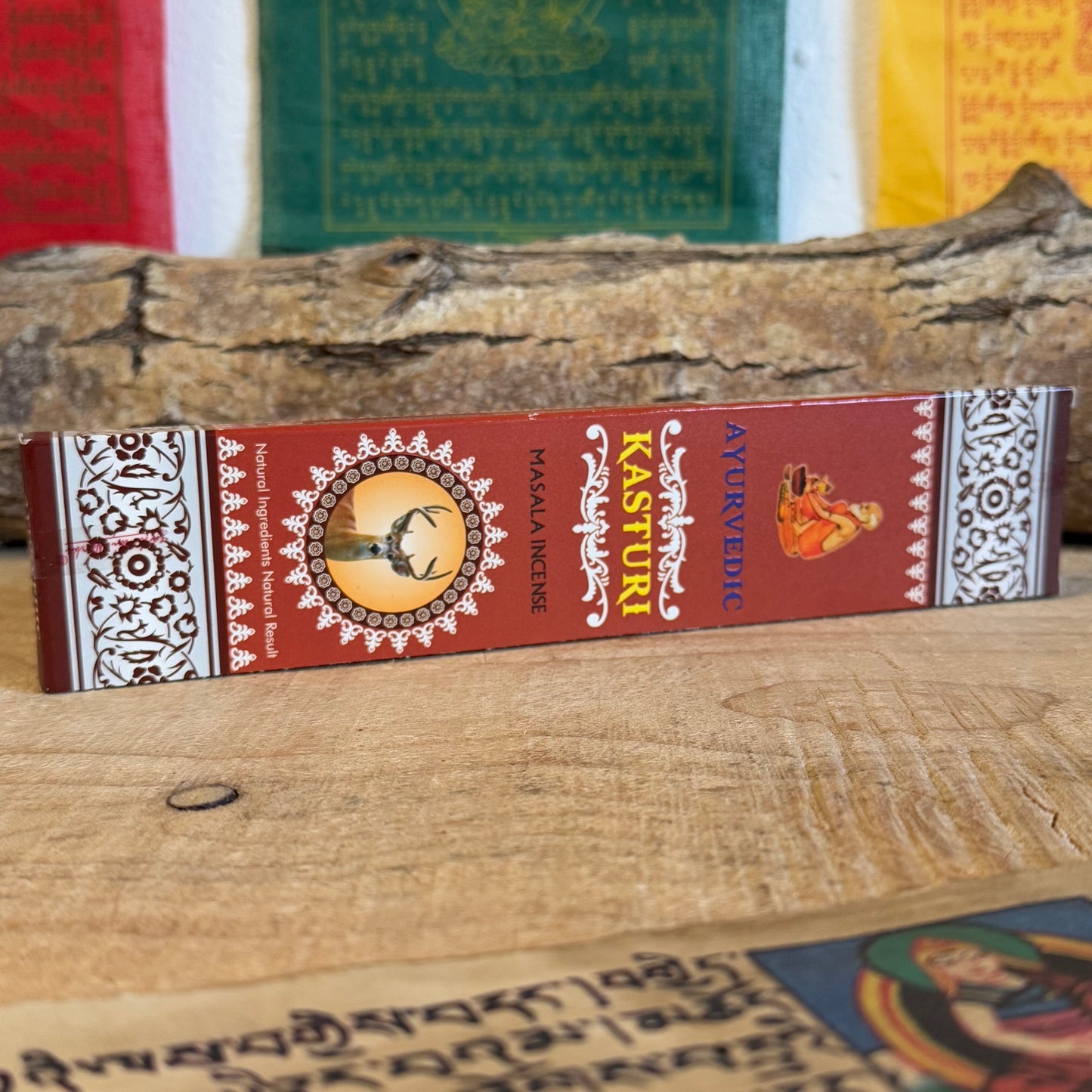 Kasturi, also known as Musk, is a fragrant substance traditionally derived from the gland of a male musk deer. In its natural form, it is highly valued for its distinctive, rich, and earthy aroma.