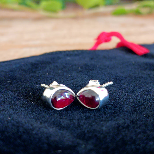 Silver Garnet Stud Earrings | Teardrop