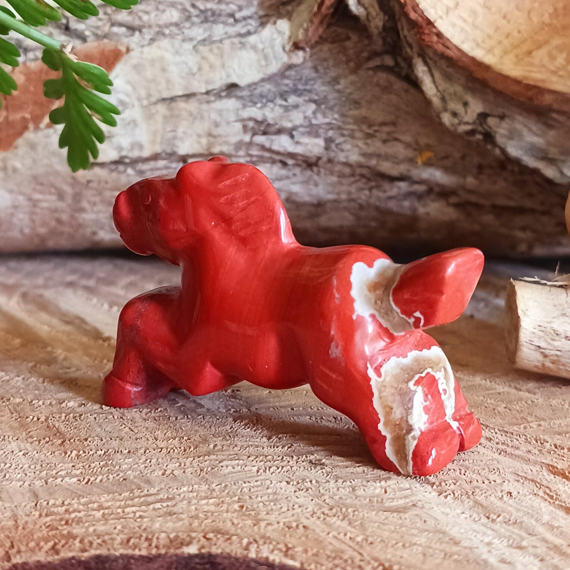 The horse is a beautiful and majestic animal that embodies the spiritual power of independence, freedom, nobleness and endurance. Its symbol is associated with strength, courage and freedom. The Horse spirit also gives us the inner motivational power to move forward, succeed in our ventures and become the best version we can become.