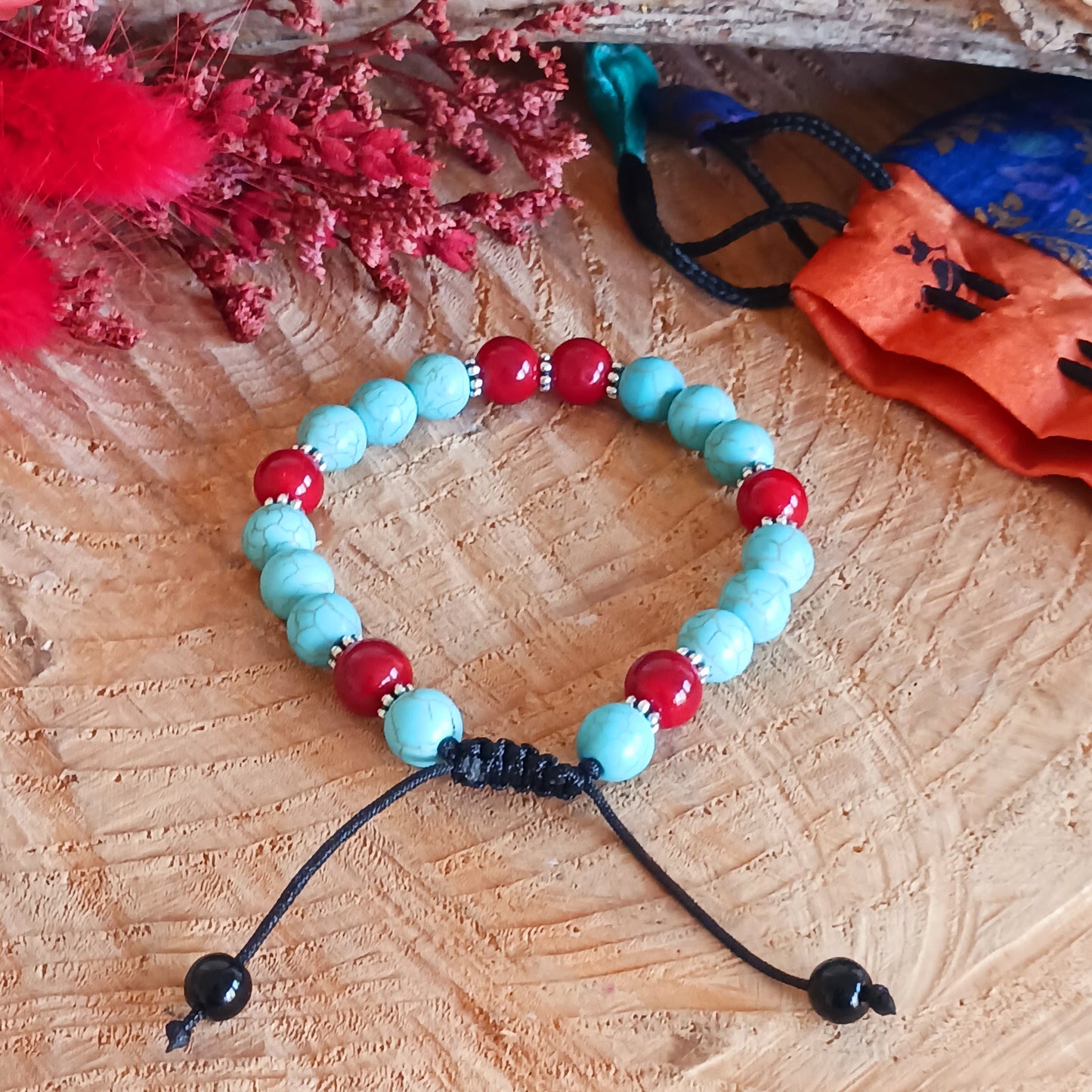 Turquoise is a purification stone. It dispels negative energy and can be worn to protect against outside influences or pollutants in the atmosphere. Turquoise balances and aligns all the chakras, stabilising mood swings and instilling inner calm. It is excellent for depression and exhaustion, it also has the power to prevent panic attacks. Turquoise promotes self-realisation and assists creative problem solving.