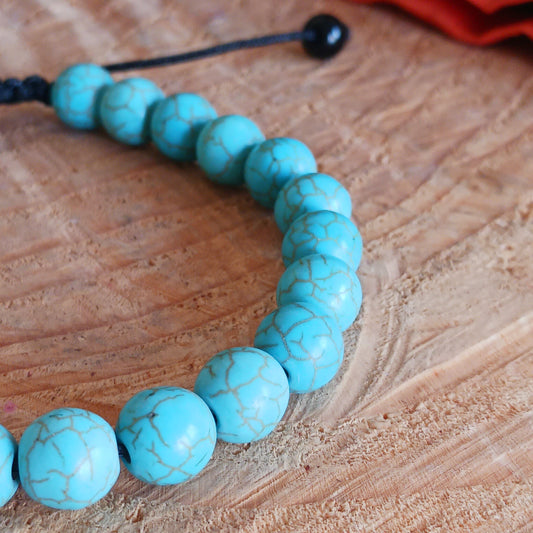 Turquoise is a purification stone. It dispels negative energy and can be worn to protect against outside influences or pollutants in the atmosphere. Turquoise balances and aligns all the chakras, stabilising mood swings and instilling inner calm. It is excellent for depression and exhaustion, it also has the power to prevent panic attacks. Turquoise promotes self-realisation and assists creative problem solving.