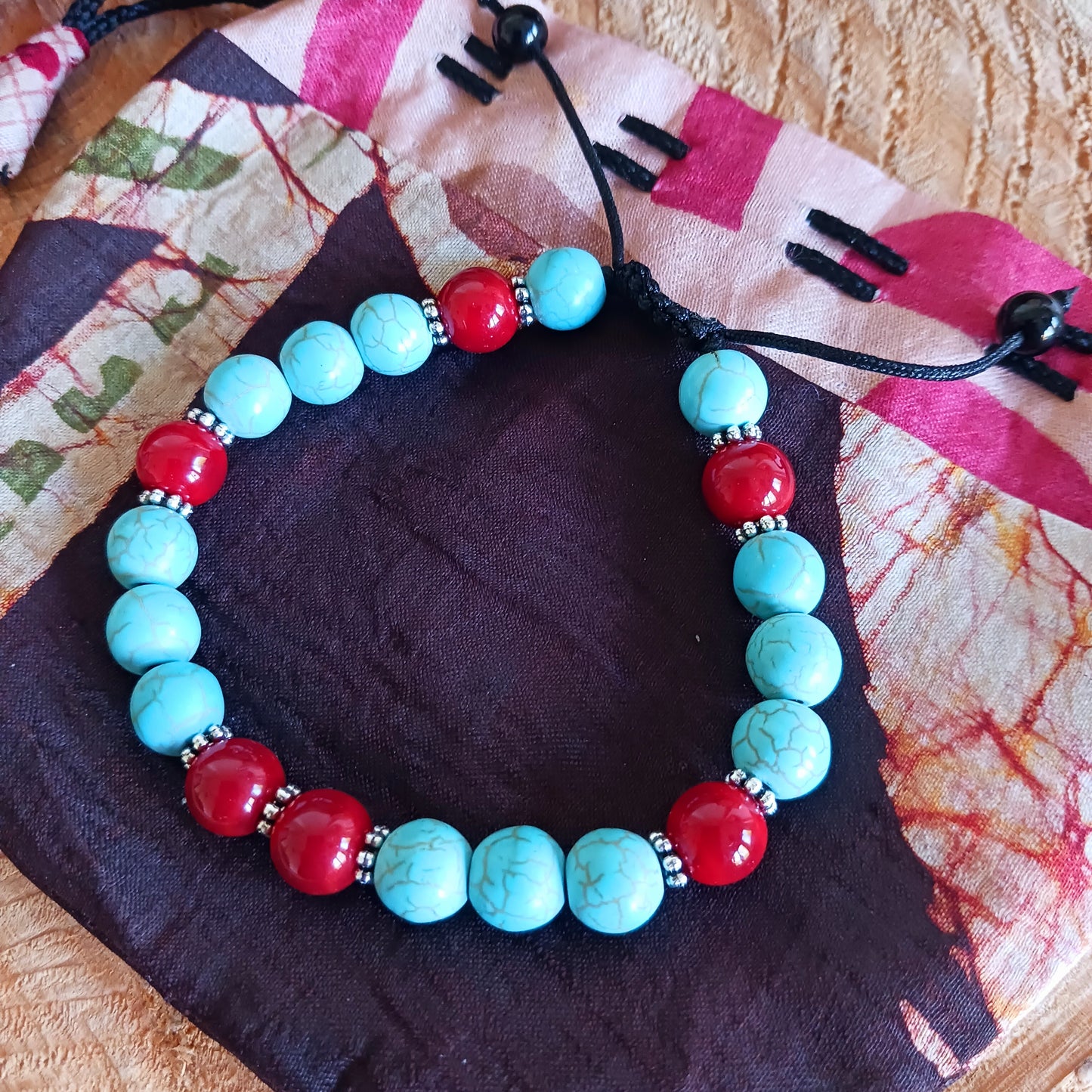 Turquoise is a purification stone. It dispels negative energy and can be worn to protect against outside influences or pollutants in the atmosphere. Turquoise balances and aligns all the chakras, stabilising mood swings and instilling inner calm. It is excellent for depression and exhaustion, it also has the power to prevent panic attacks. Turquoise promotes self-realisation and assists creative problem solving.