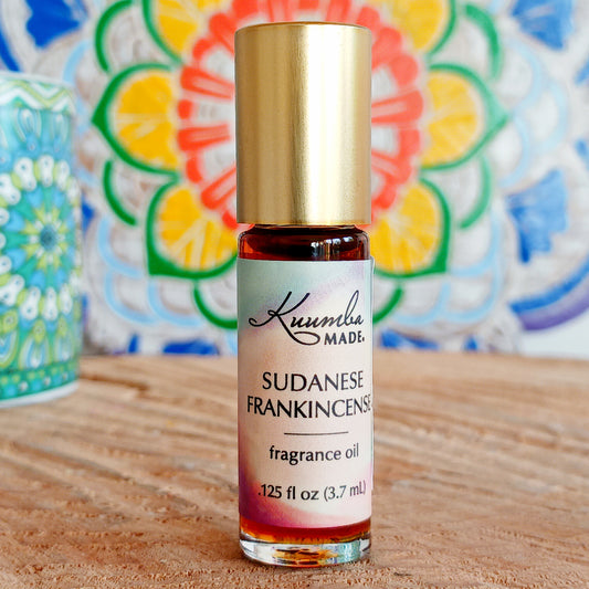 A festive medley of fresh pine and cinnamon.  This cozy, mid winter scent warms the heart and anoints the spirit.