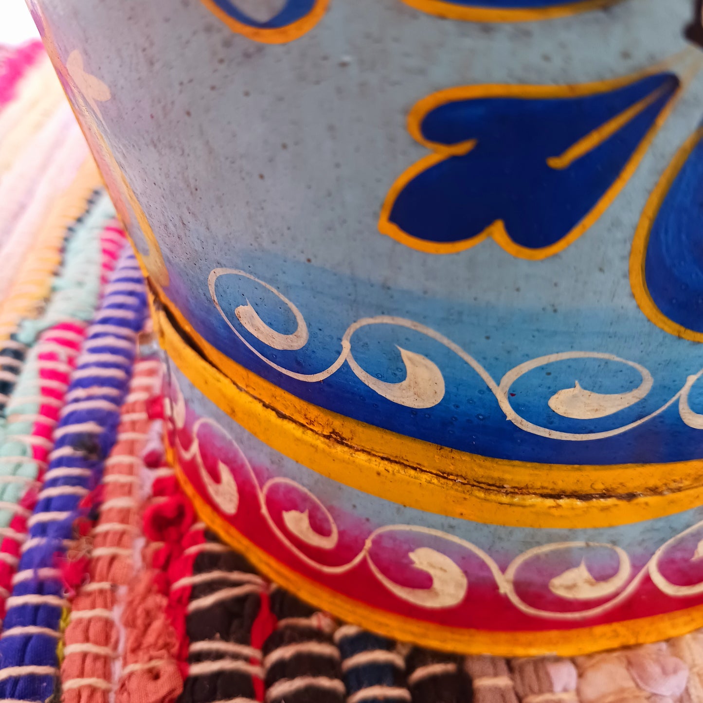 Hand painted in a blue floral design, a vintage style iron plant pot to display as a decorative indoor/outdoor planter.
Lovingly hand painted by skilled artisans on a fair trade basis in the Indian desert city of Jodhpur. Fill the striking container with a flowering or contrasting potted plant. Grow seasonal bulbs to bring life and inspiration.