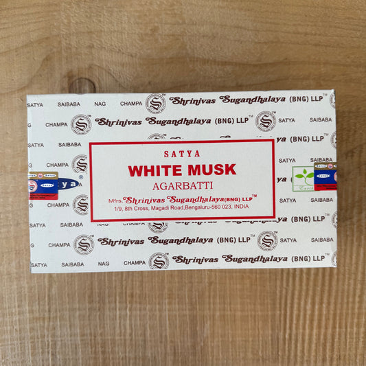With its fantastic white musk , this genuine Satya Sai Baba incense is perfect for enhancing any relaxing setting. Each pack has 15 grams of sticks and is of the highest export quality.