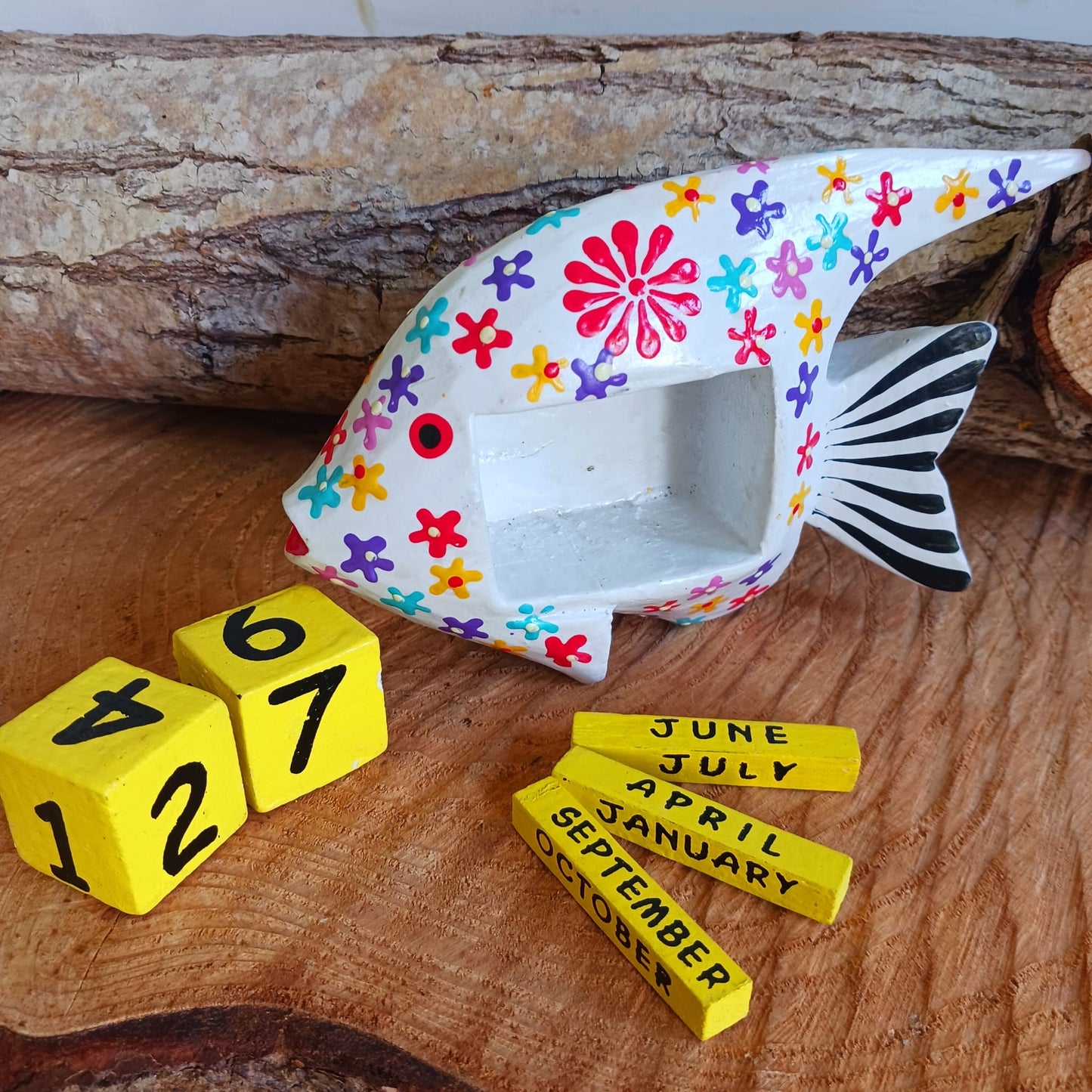 Hand-Painted Wooden Fish Perpetual Desk Calendars | Red & White