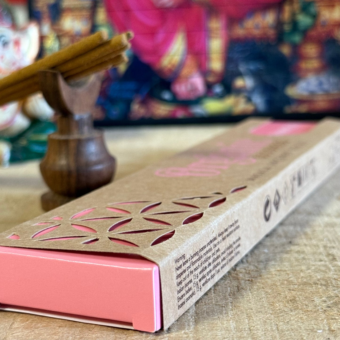 Discover the calming essence of Organic Goodness Song of India Frankincense Incense, crafted with love and tradition in India. This exquisite incense combines 96% organic ingredients, including natural wood powder and herbal essential oil extracts, hand-rolled to perfection. The warm, resinous aroma of frankincense brings a sacred, earthy scent with subtle hints of citrus and pine, creating a deeply enriching and meditative atmosphere.
Perfect for meditation, relaxation, or simply elevating your space, thi