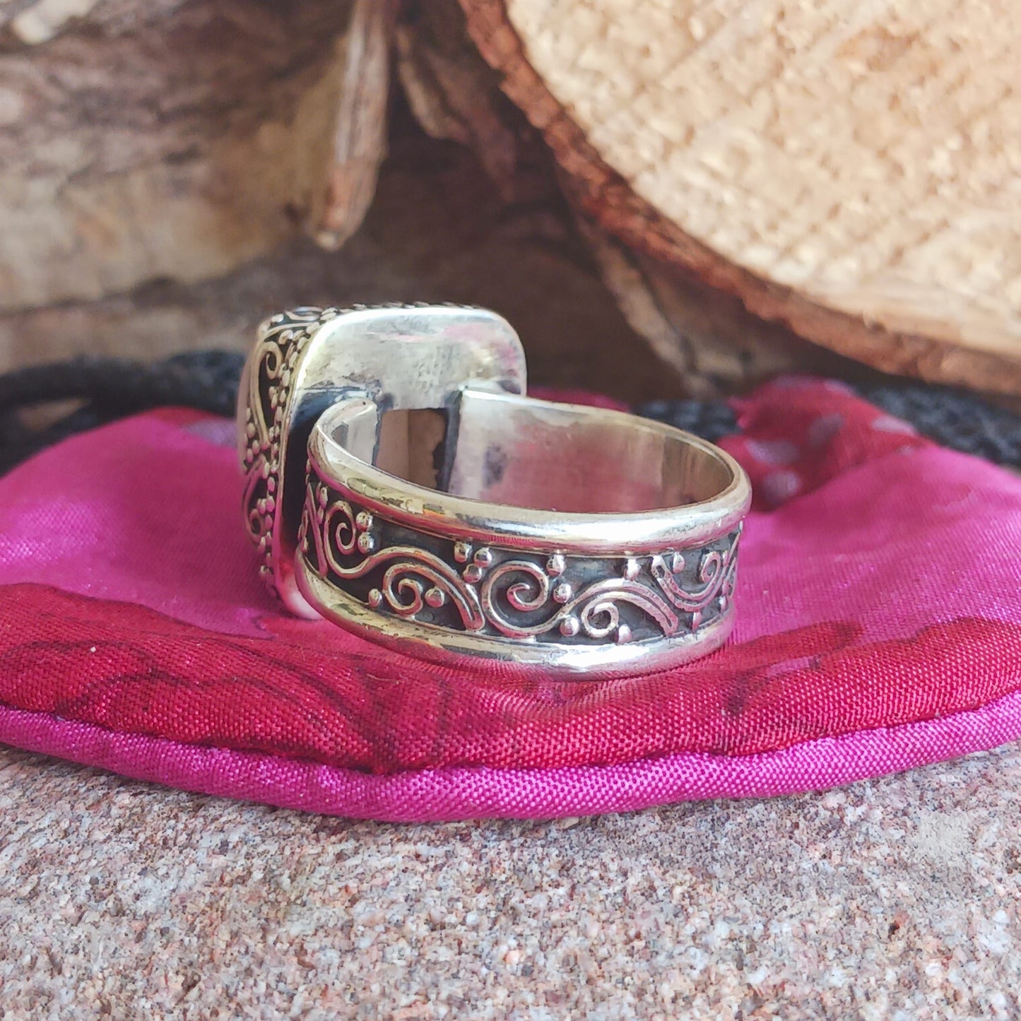 Solid Silver Tibetan Moonstone Ring Size ( )