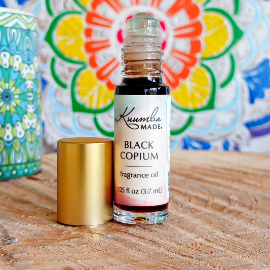 Kuumba Made is a company based in Arizona, USA that have been creating natural and organic body care products for over 25 years. The herbs and flowers they use in their products are grown in their own organic garden, on certified organic farms or ethically wild harvested.
