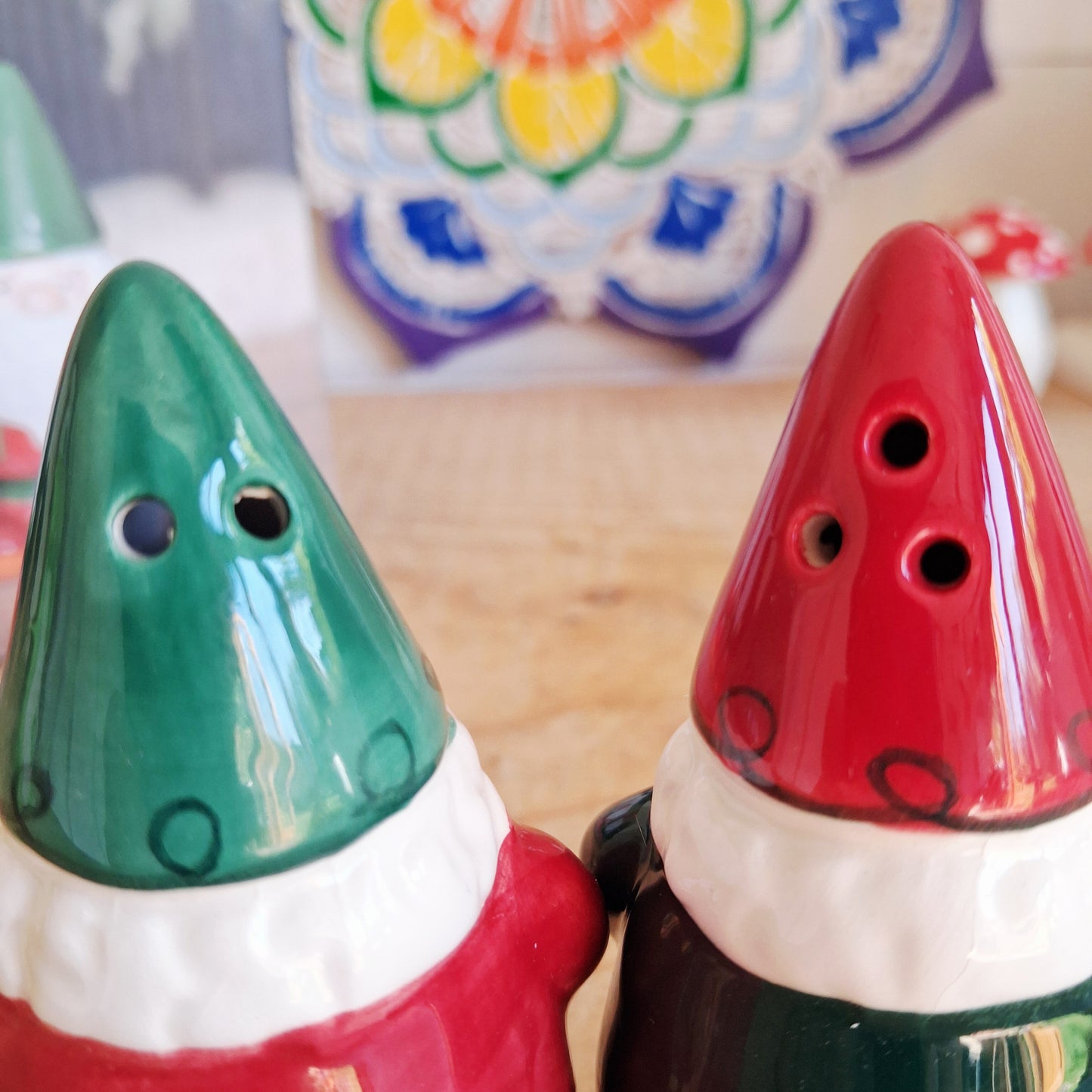 Add a sprinkle of joy to your dining table with this fun gnome salt and pepper set. These charming little fellows bring a touch of magic to every mealtime with their playful presence. Perfect for anyone who wants to fill their home with unique pieces.