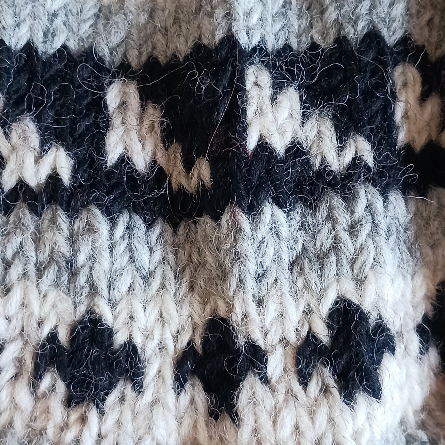 These lovely Meditation Mules are handmade and Fairtrade from Nepal. Lined with thick fleece, these chunky socks are ideal to keep your feet warm and toasty during the cold winter months, or as a gift for family and friends.