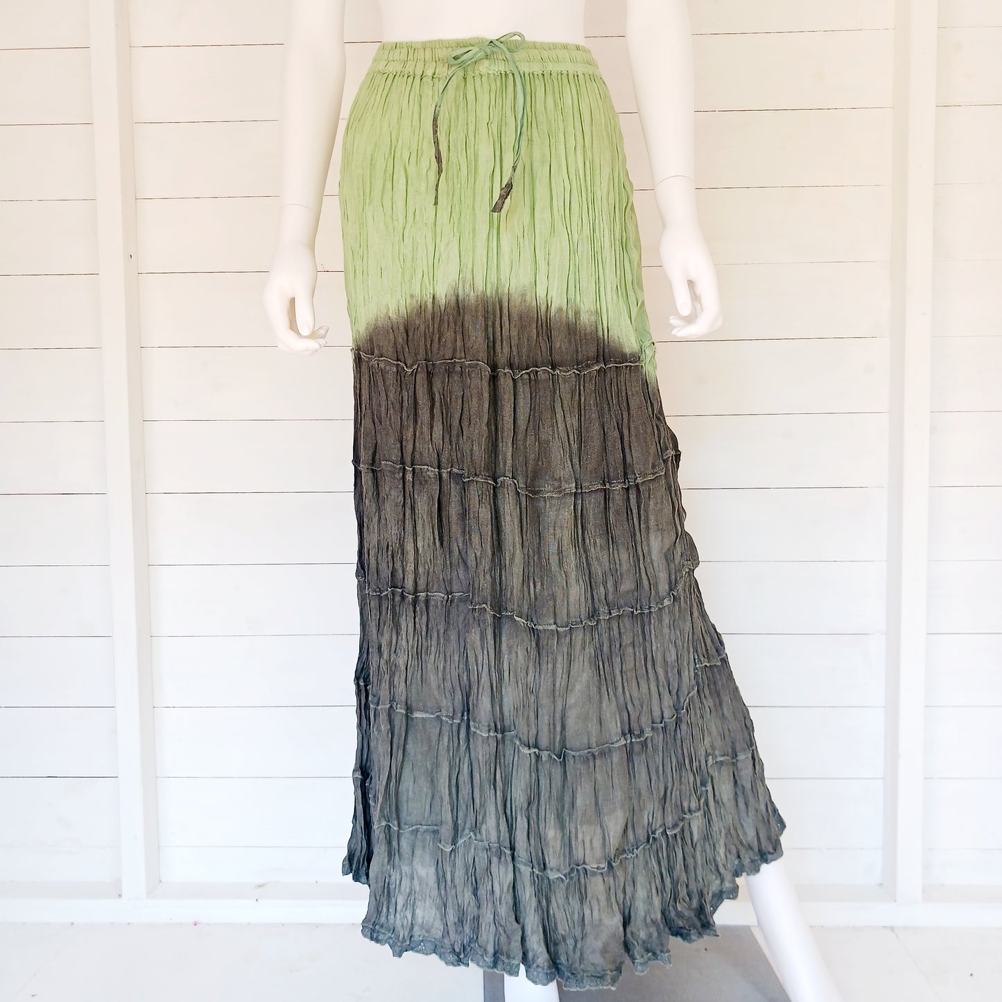 This beautiful Indian crinkle skirt is lovely and light so you can move with ease and comfort on a sunny day or a hot night. Made from rayon crepe, you can’t go wrong with this lovely skirt, it will add to your flowing summer style. And as rayon is quick drying, it also makes this a great beach cover up skirt.