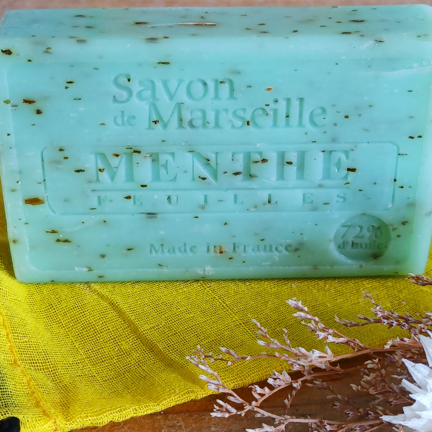 Refresh and revive your skin with our Natural Marseille Mint Leaves Soap, handcrafted in the heart of Provence by Le Chatelard 1802. Enriched with almond oil, this extra-gentle soap is suitable for all skin types and leaves your body wrapped in the crisp, invigorating scent of mint leaves.