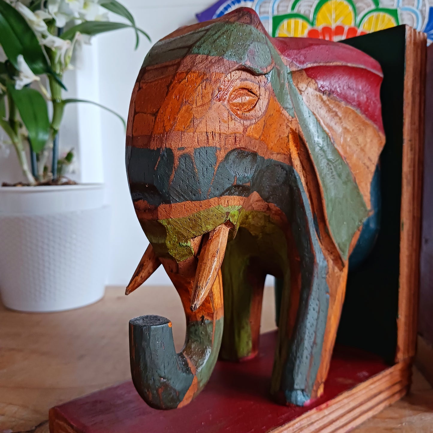 These beautiful bookends feature one of the most beloved creatures on earth, the majestic elephant. They have been skillfully hand carved, painted and finished with a lovely rustic effect. An ideal way to keep your books neat and tidy and they make a super gift too!