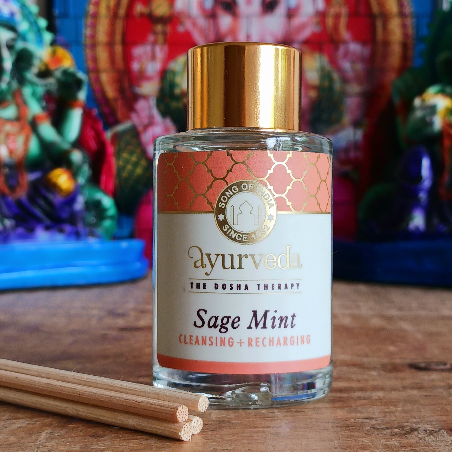Sage & Mint is a blend that’s as revitalising as a morning breeze. This duo combines the herbal warmth of sage with the invigorating zest of mint, giving you natural, long-lasting freshness that feels as good as it smells.