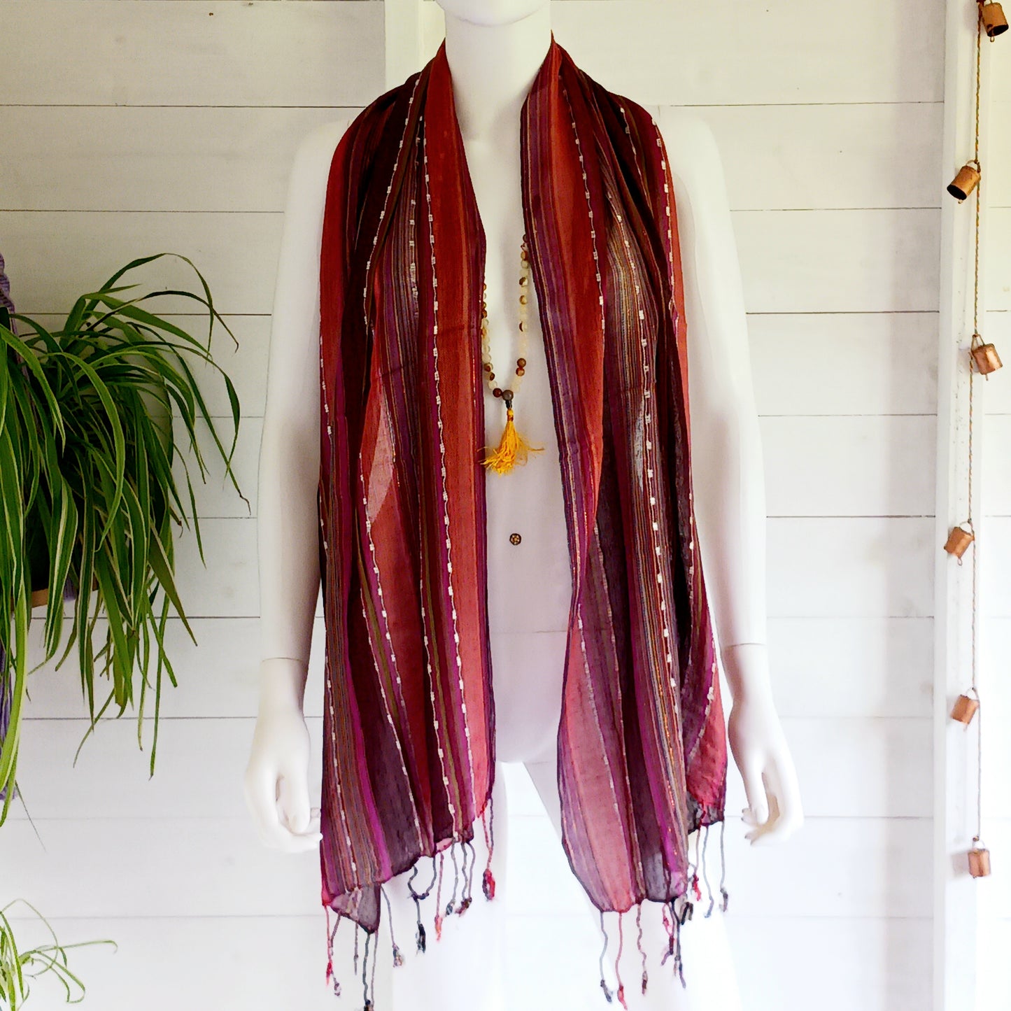 Immerse yourself in the alluring world of bohemian fashion with this delicate Indian Boho Scarf. These scarves capture the essence of India's free-spirited charm, infusing a Boho vibe into your attire.