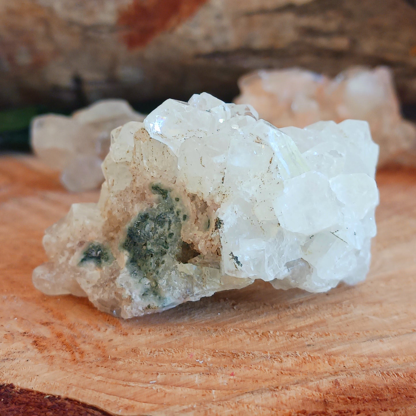 Apophyllite Crystals can help to increase intuition, connect with guides, and practice remote viewing and astral travel. It can also help to plan for the future with certainty, despite any negative past experiences, and can regulate bodily functions and improve memory.