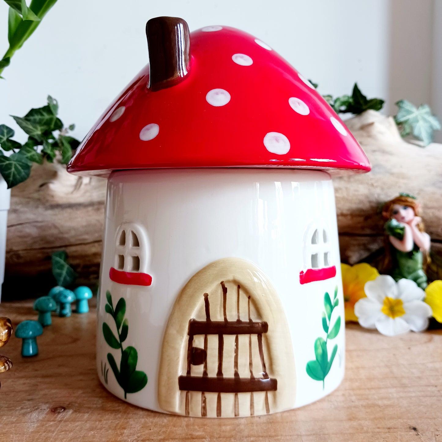 This charming mushroom house oil burner makes both a practical and eye-catching decor piece for fragrancing the home. Simply place fragrance oil diluted with water or a wax melt under the toadstool lid and light a standard tealight underneath to enjoy the calming scent.