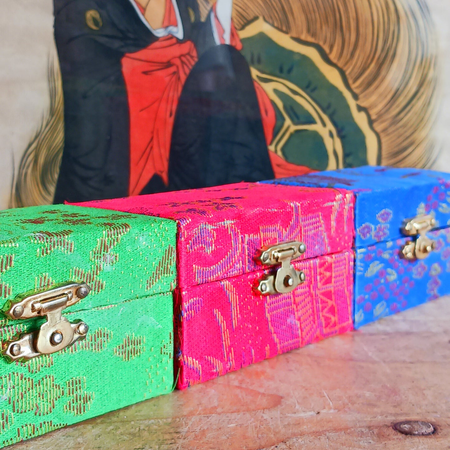 Boost hand flexibility and focus with Chinese Health Balls. Includes 2 chime balls in a silk brocade box. Ideal for relaxation, therapy, and energy balance.
