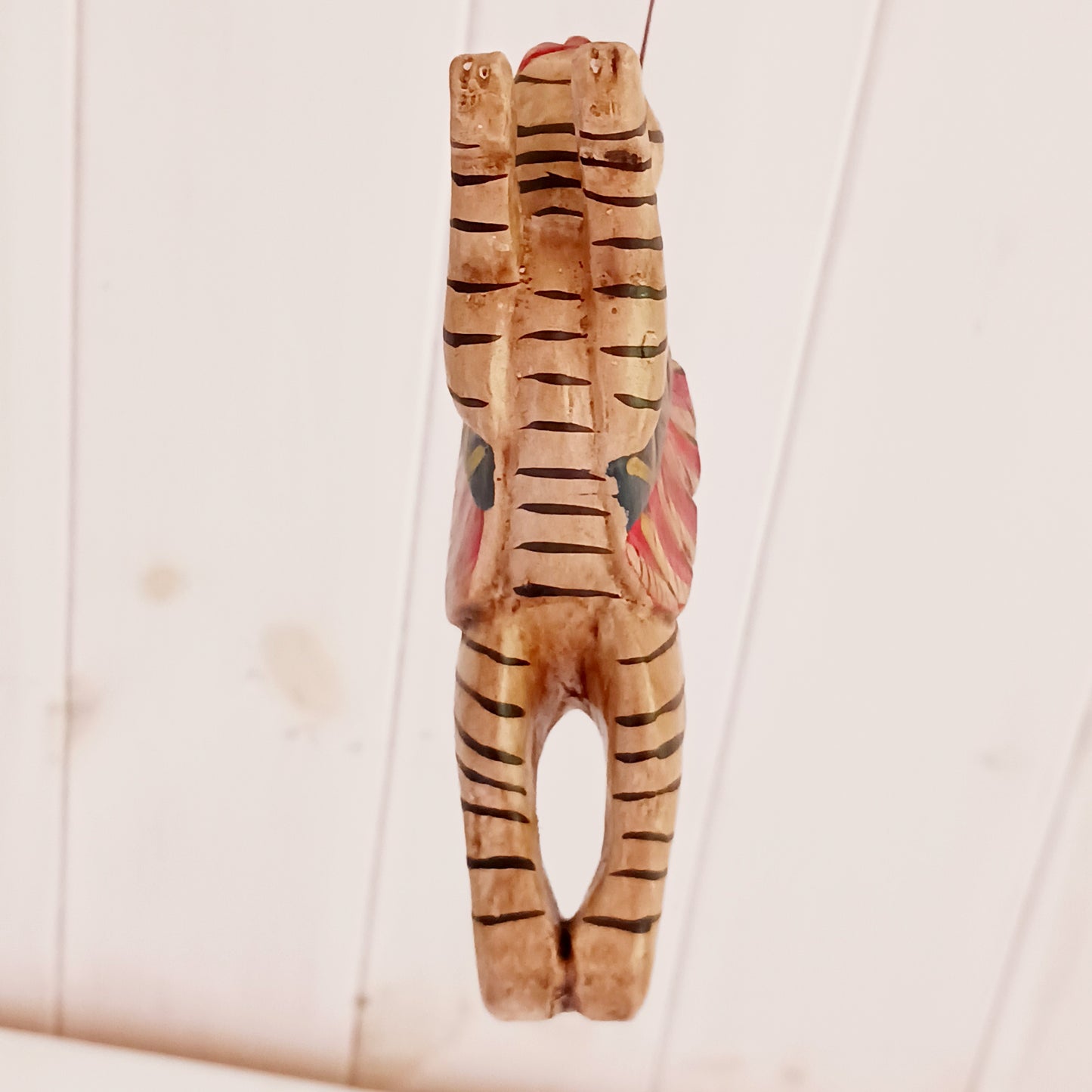 Add a touch of magic and personality to your space with the Flying Cat Hanger! Each piece is lovingly hand-painted, featuring a charming cat soaring through the air with playful style. Perfect for children's bedrooms, entryways, or creative spaces, this whimsical hanger brings joy and a splash of colour to any wall.