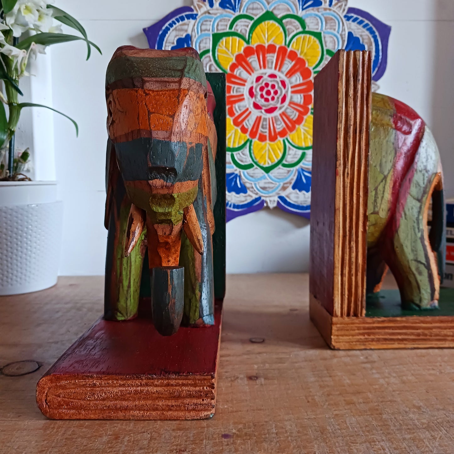 These beautiful bookends feature one of the most beloved creatures on earth, the majestic elephant. They have been skillfully hand carved, painted and finished with a lovely rustic effect. An ideal way to keep your books neat and tidy and they make a super gift too!