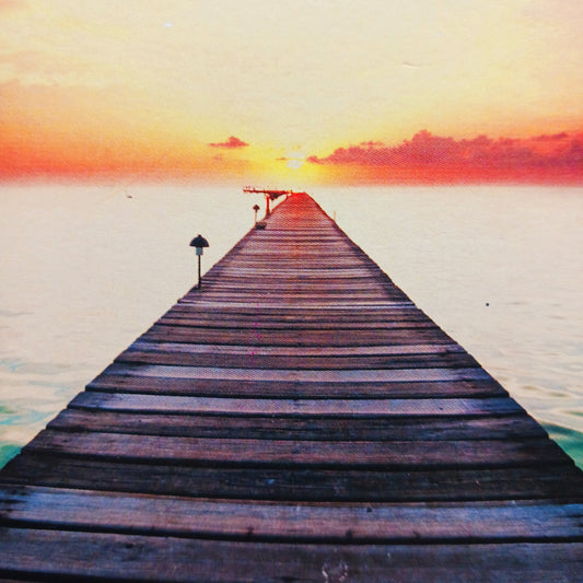 Send hope and motivation for new beginnings or challenging times to loved ones with this simple greetings card.