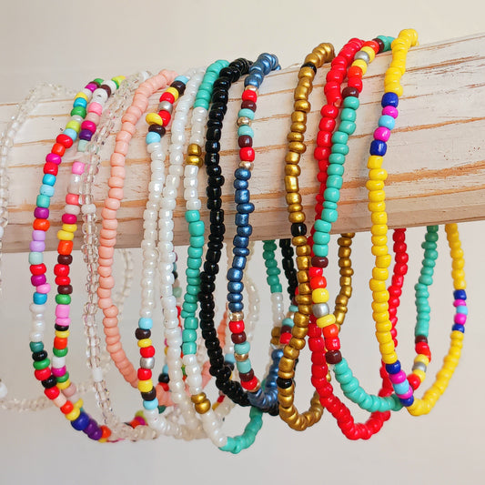 Celebrate peace, love and connection with these classic Love Bead Bracelets, inspired by the free-spirited style of the 1960s. Traditionally gifted as a symbol of unity and goodwill, love beads became iconic during the peace movement and remain a timeless expression of positivity today.