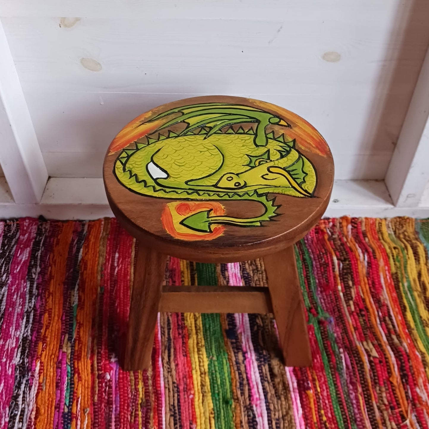 Sleeping Dragon Stool