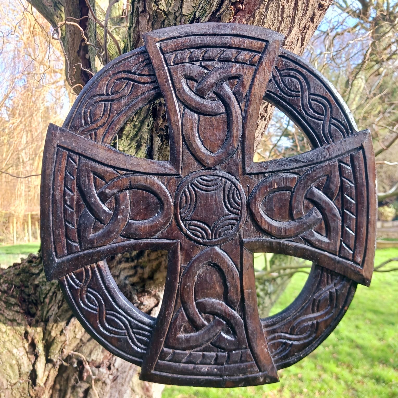 Round Wooden Celtic Cross