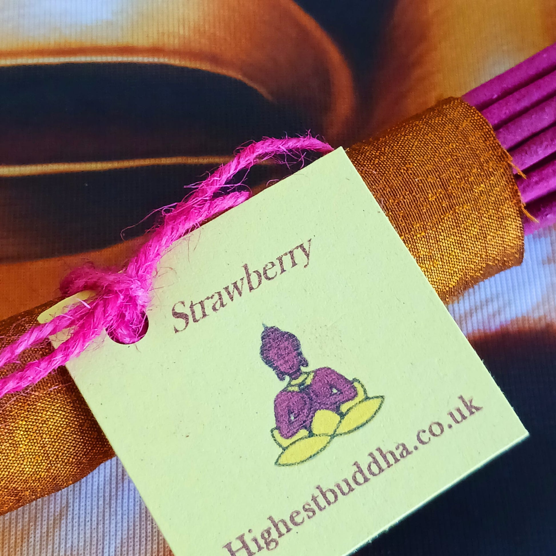 Handmade Indian Incense Sticks | 25 Sticks Strawberry