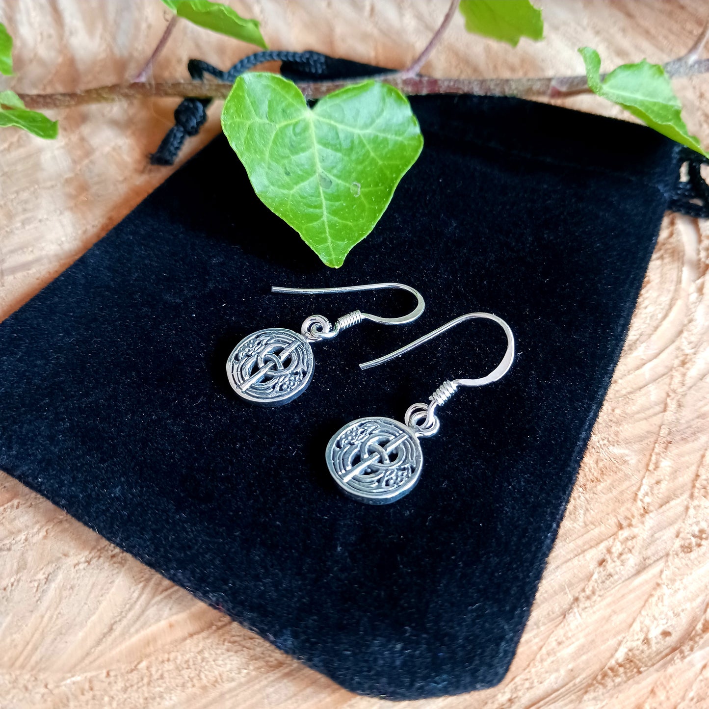 925 sterling silver drop earrings with a beautiful Chalice Well design.&nbsp; This design reflects the beauty and mystery of the cover to the ancient Chalice Well at Glastonbury where, according to legend, Joseph of Arimathea hid the Holy Grail.