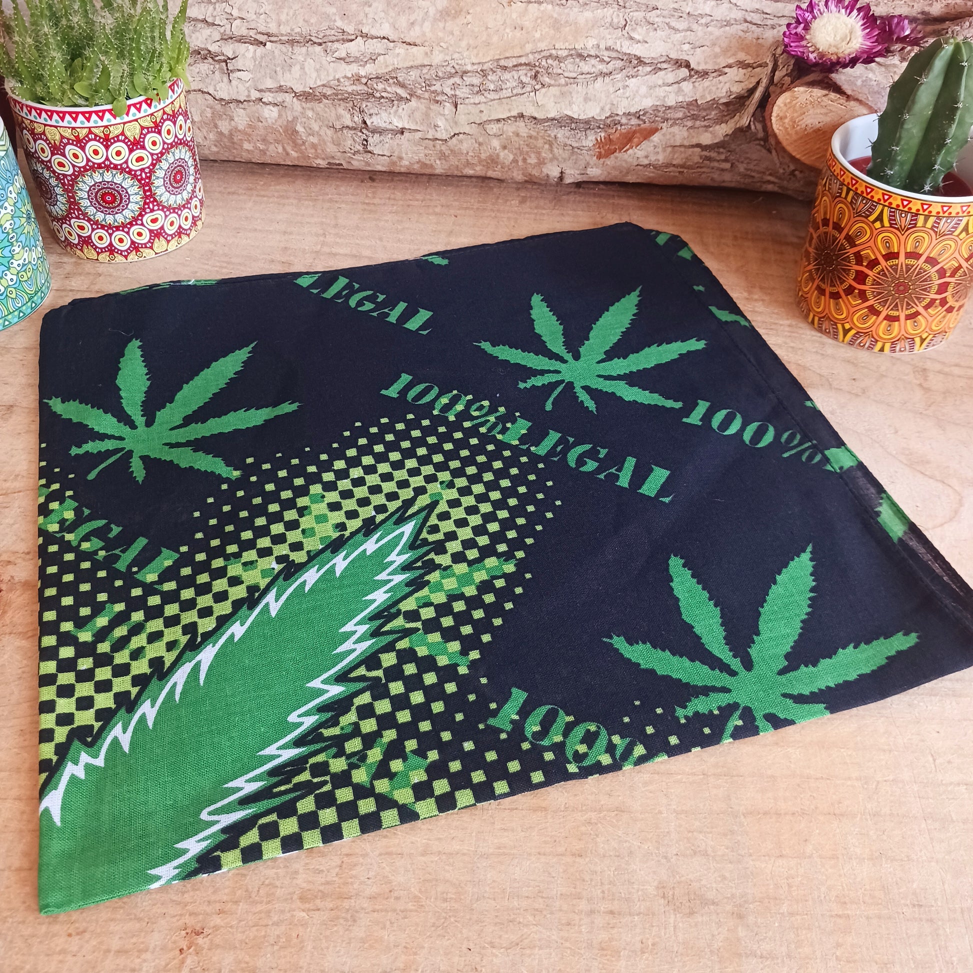 Leaf Bandana | 100% Legal