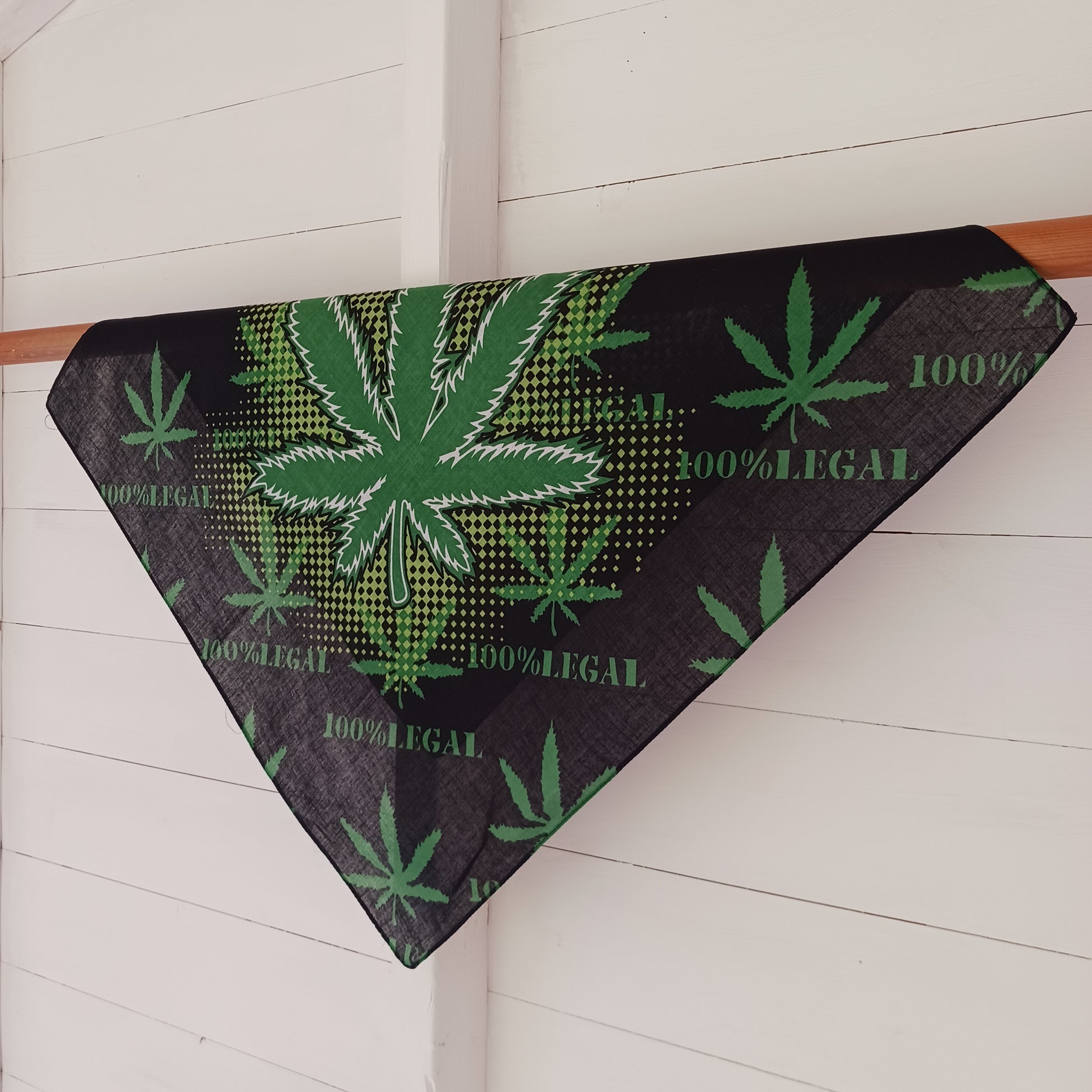 Leaf Bandana | 100% Legal