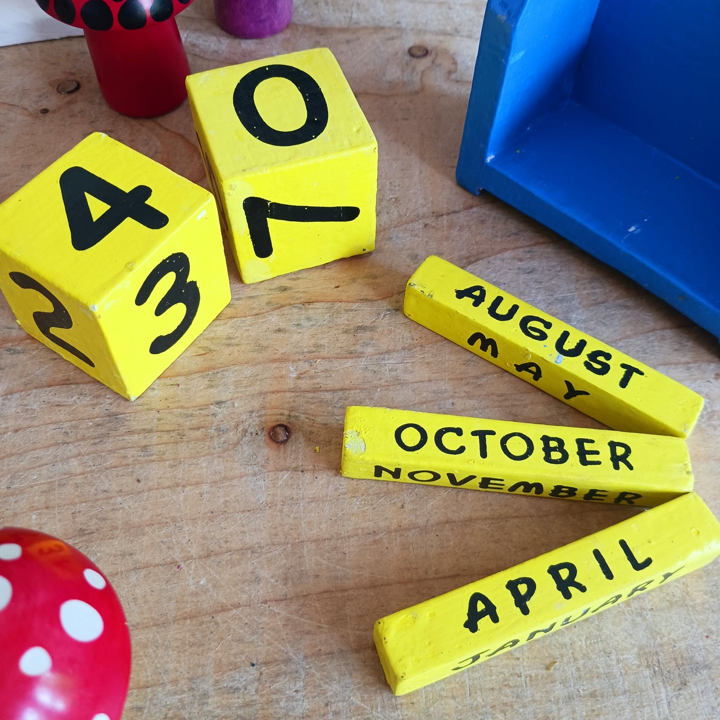 This fun, hand painted wooden Mushroom calendar is perfect for your work or study space and makes a great desk-buddy too!&nbsp; Simply rotate the wooden blocks each day and use year after year.