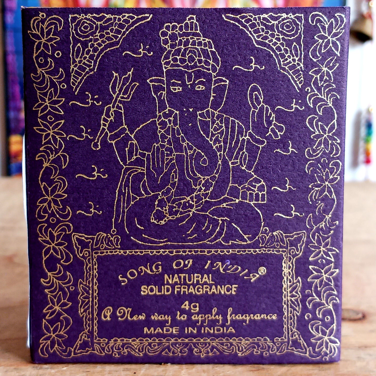 Natural solid Song of India Patchouli fragrance cream presented in a beautiful small brass cloisonné tin, makes an ideal gift for family and friends.