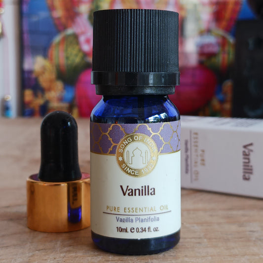 Pure essential Vanilla oil with glass pipette. The rich, warm and sweet oil instills comfort, euphoria and relaxation.