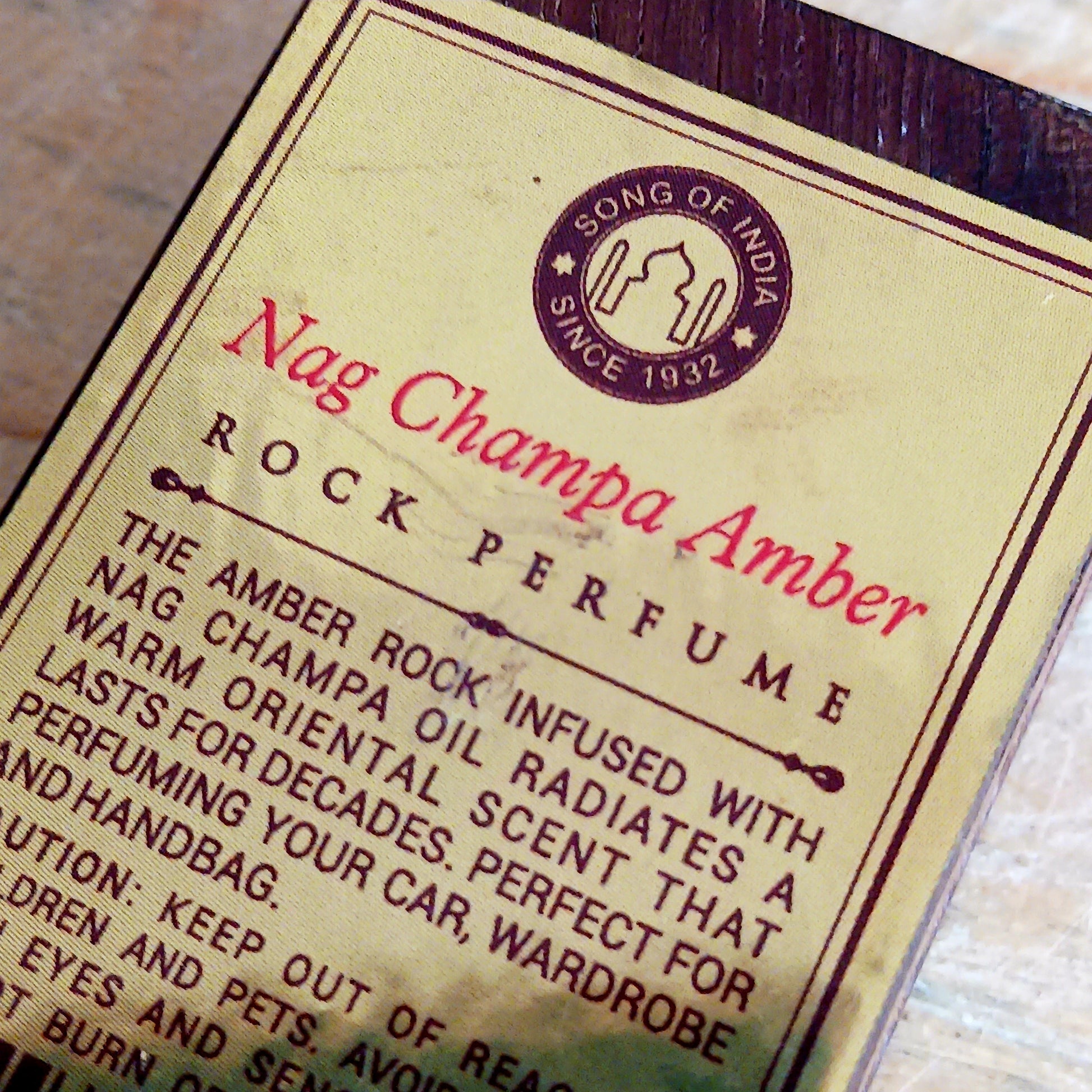 Nag Champa Amber Resin is delightfully aromatic intoxicating the senses with it's wonderfully rich scent. Because of it's divine fragrance, it has been considered as a sacred temple powder often referred to as "Nectar of the Gods" or "Ambrosia". Spiritually, amber is used for meditation, healing, purification, luck, love, emotional and spiritual balancing, and as an aphrodisiac.