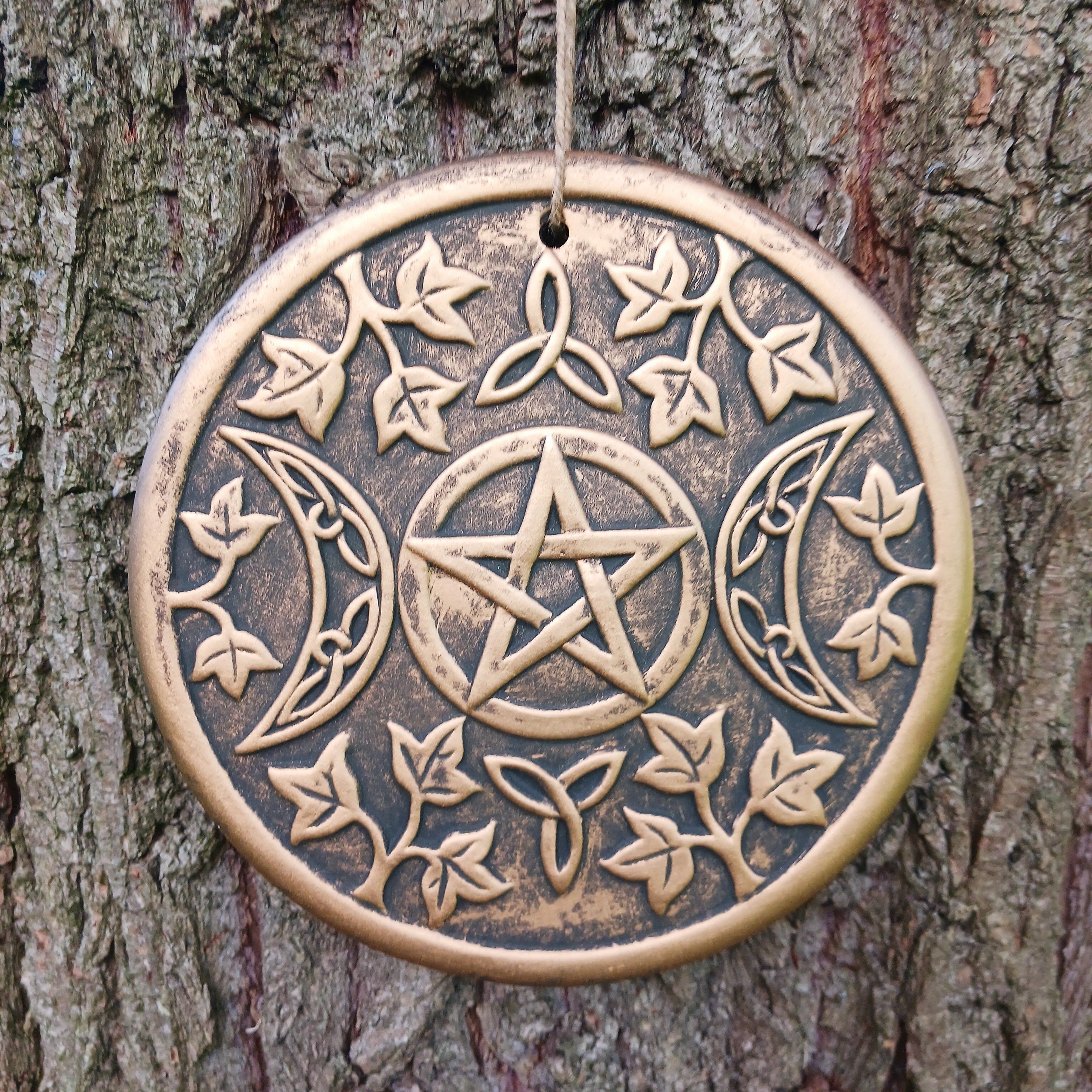 Oak Triple Moon Goddess online Plaque