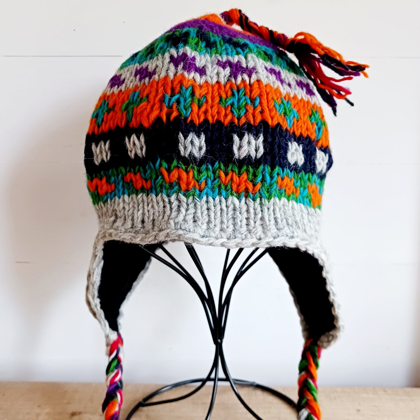 Chunky wool earflap hats hand made in Nepal with fleece lining for extra warmth and comfort, this handmade hat is awesomely warm.