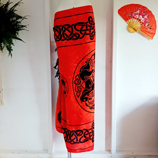 These colourful Celtic sarongs come in a variety of bold Celtic designs, featuring beautiful Celtic knots, spirals and traditional tribal designs. They come in assorted colours, with fringe at each end. These sarongs can be used as a skirt, halter neck dress, a shawl and even as a throw or wall hanging.