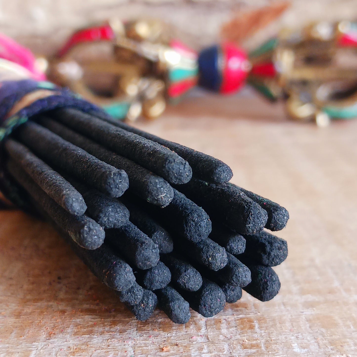 These Patchouli joss sticks are full of fragrance. The scent will help to create a calming atmosphere, reduce stress and anxiety, stimulate creativity and help cleanse a space of negative energy.