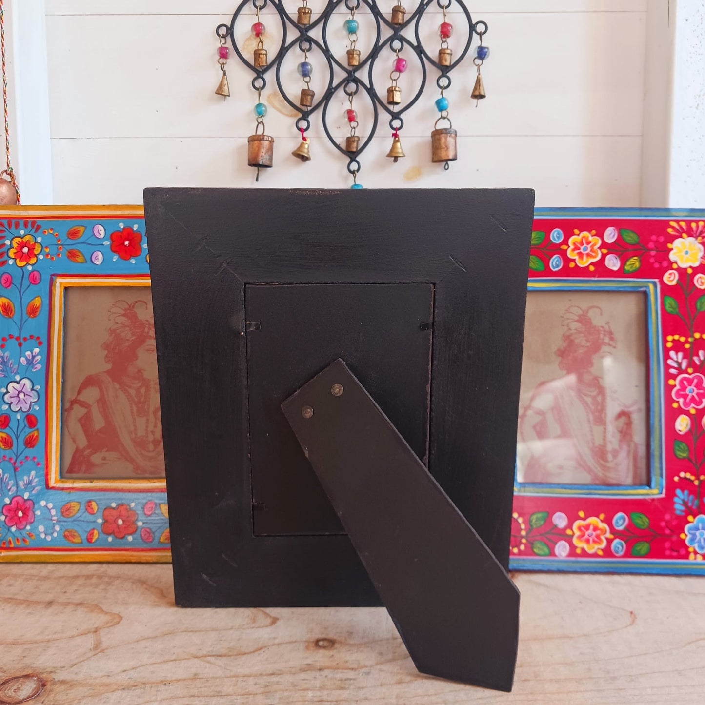 Black Floral Design Hand Painted Indian Photo Frames (black)