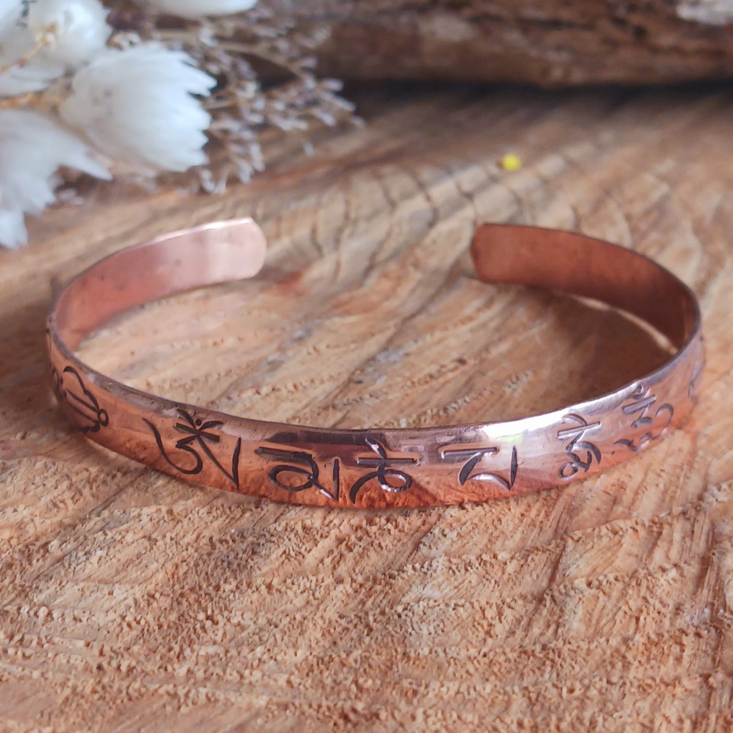 Tibetan Om Mani Holy Mantra Bracelet | Copper