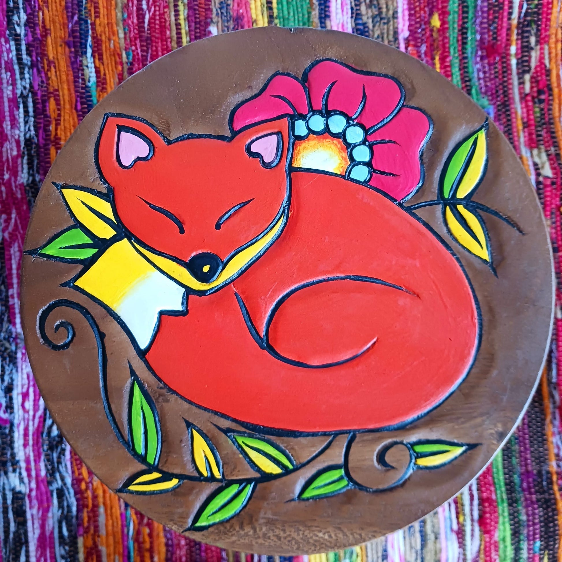 Sleeping Fox Stool Mango wood Stool