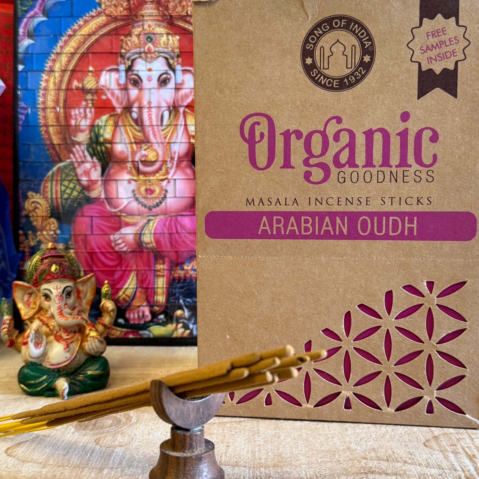 Arabian Oudh Incense – Organic Goodness | Luxury Scent from India

Experience the scent of luxury with Organic Goodness Arabian Oudh incense. Made in India, this rich, woody aroma is found in premium perfumes. 12 x 15g sticks.

£1.99 GBP