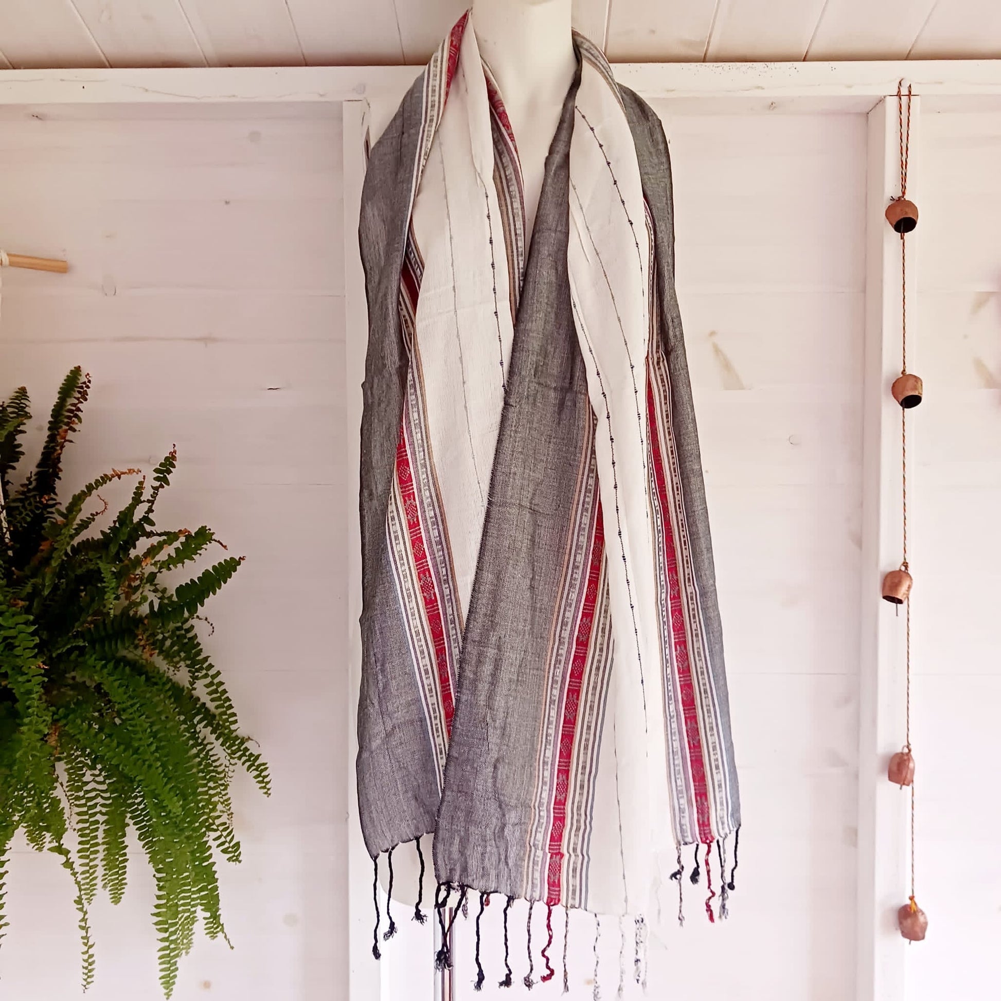 Indian Varanasi Scarves | white