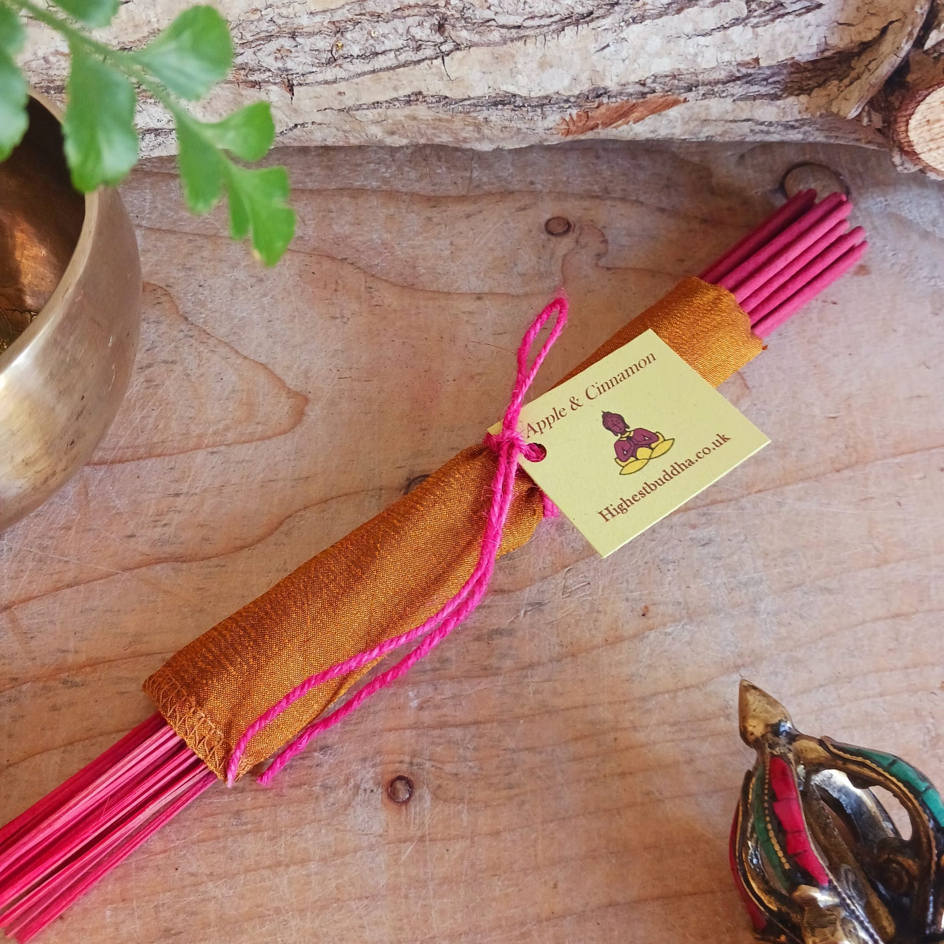 Handmade Indian Incense Sticks | 25 Sticks Apple Cinnamon