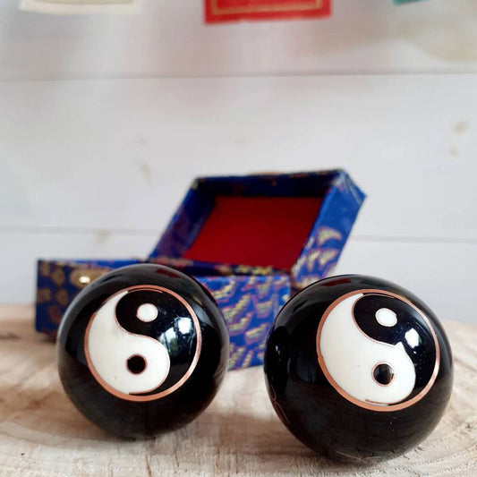 Health Balls Yin Yang Black 3.5 cm Baoding balls with Bells inside