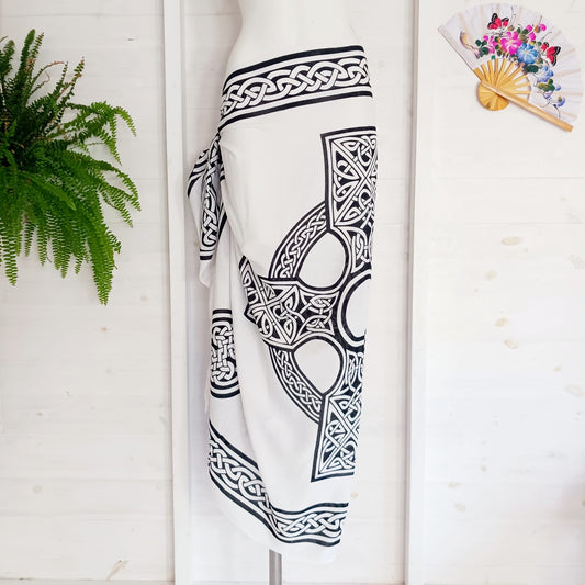 Celtic Sarong | Beach wrap White